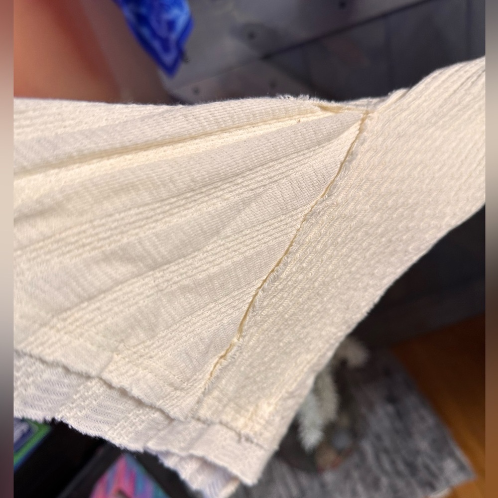 Ivory free people medium long sleeve nwot - Picture 2 of 4